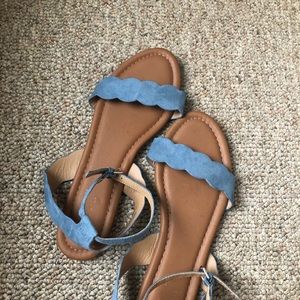 Scalloped blue sandals